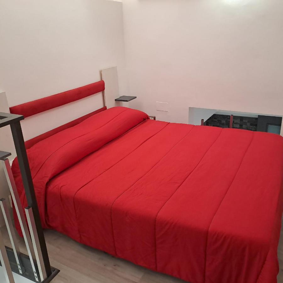 Suite Holiday House Bonaccorso Катанія Екстер'єр фото